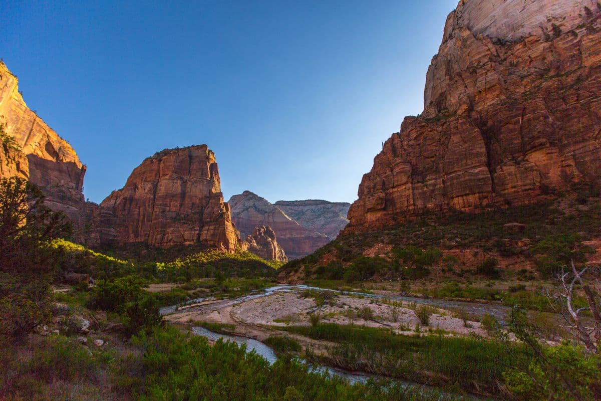 Fly Fishing Grand Canyon: Trophy Rainbow Trout in the Colorado River Below Glen Canyon Dam